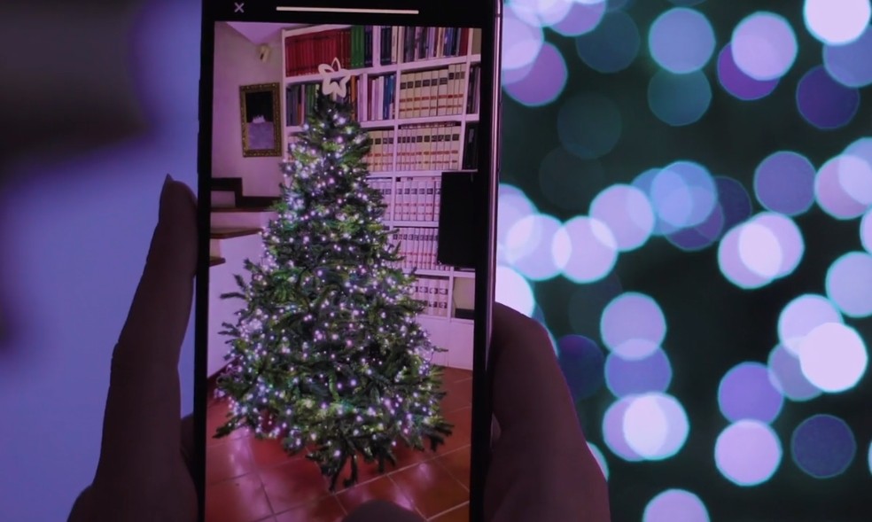 božićno drvce koje kontrolira aplikacija