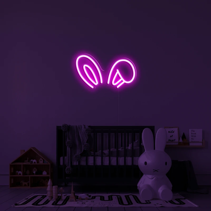 3D svijetleći neonski logo na zidu - zečje uši