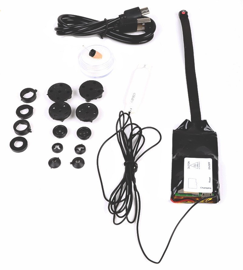 Dugme kamere sa rupicama sa špijunskom slušalicom za tekstualne ispite