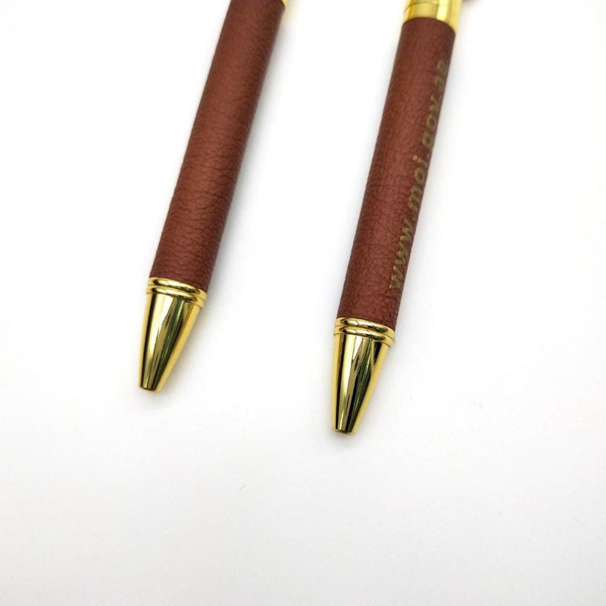 olovka sa luksuznom kožom